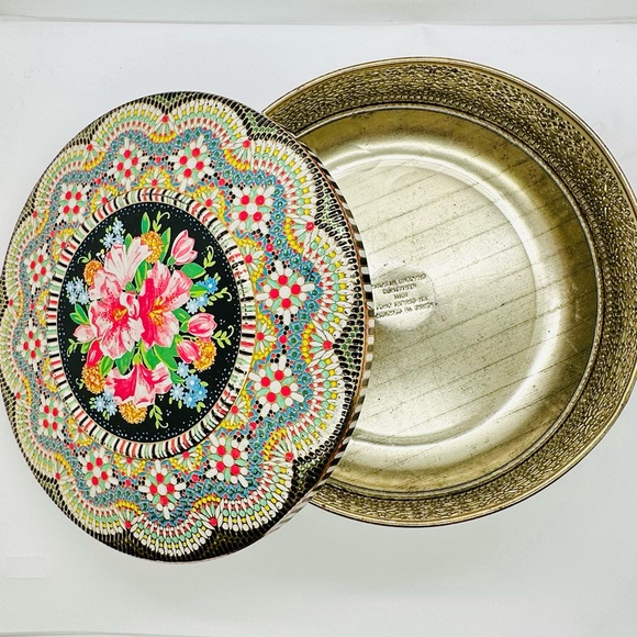 Vintage Daher Boho Decorative Ware Tin - Picture 14 of 16